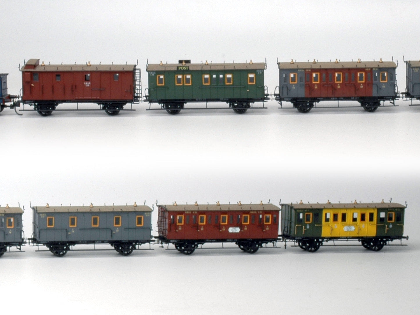 Messing bouwset 6 stuks tweeassige couperijtuigen NS / SS / NBDS (1868-1935)