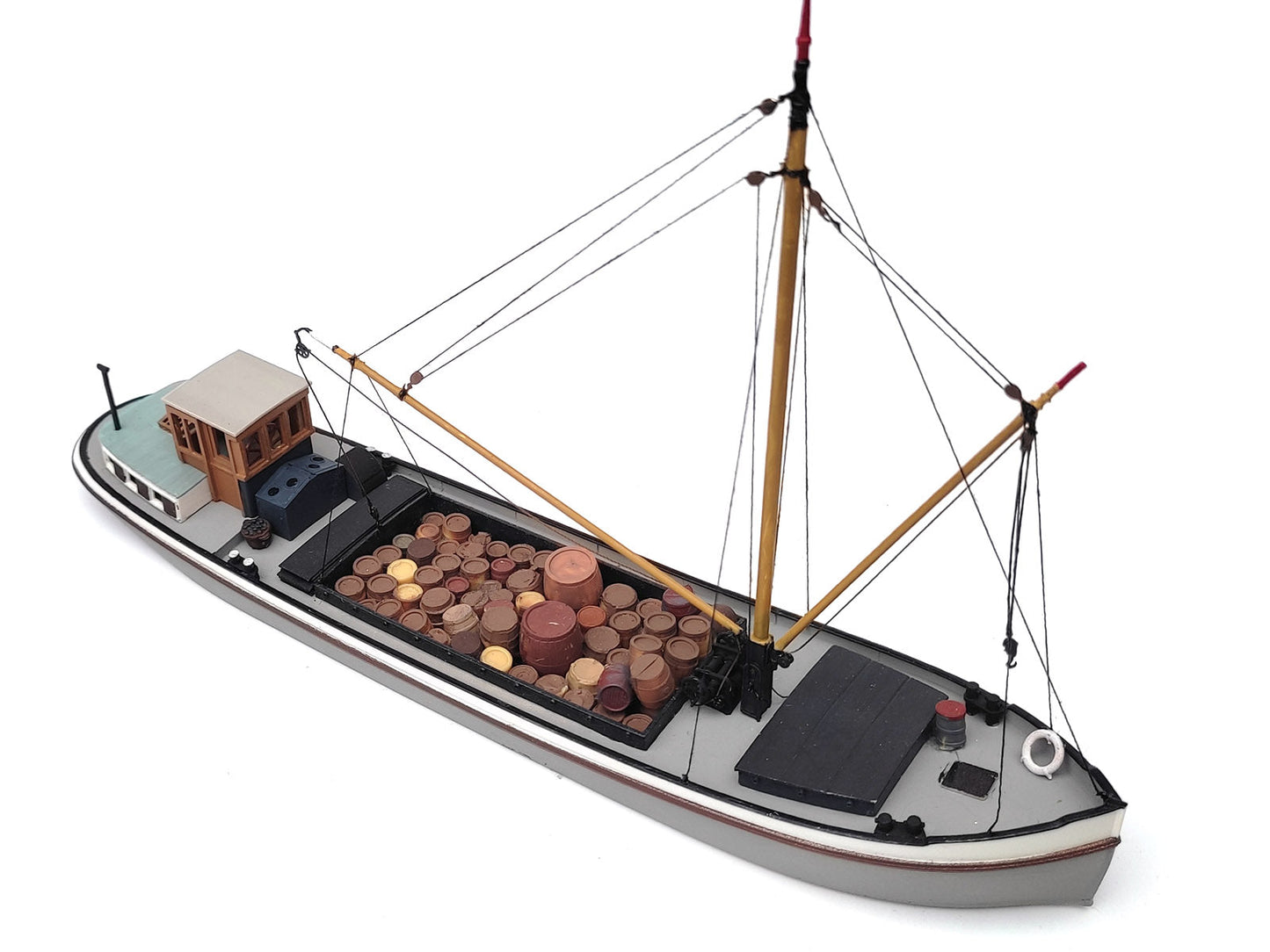 Binnenvaartschip 20m, kunststof bouwset. Art. K-802