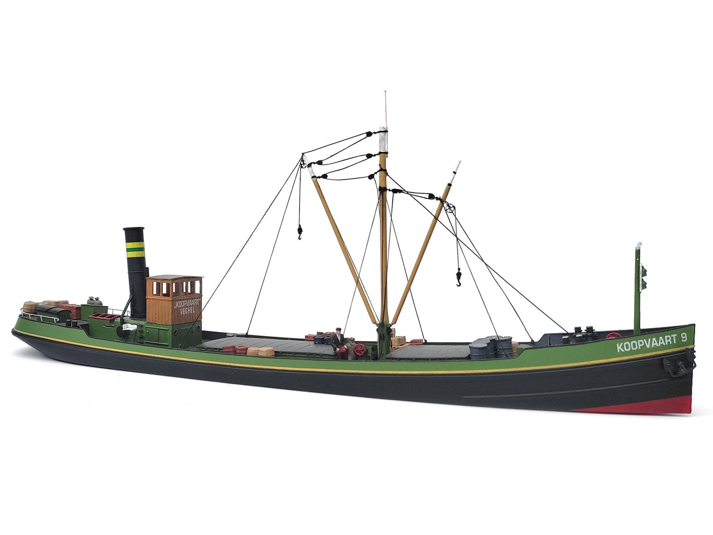 Beurtvaartschip 31m, kunststof bouwset. Art. K-804 en K-805