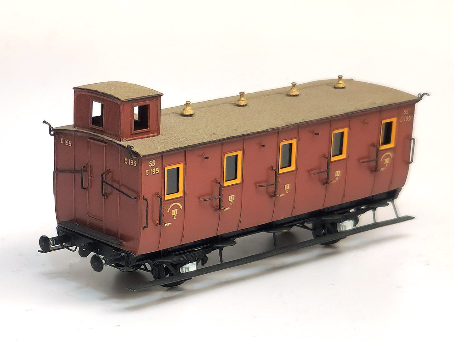 Messing bouwset 3e klasse couperijtuig met remhuis, zonder zijramen NS / SS / NCS / NBDS (1873-1934)  Art. M-211